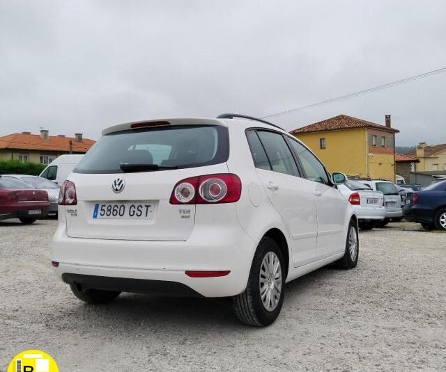 VOLKSWAGEN – Golf Plus – 1.6 TDI DPF Comf. BlueM. Tech.