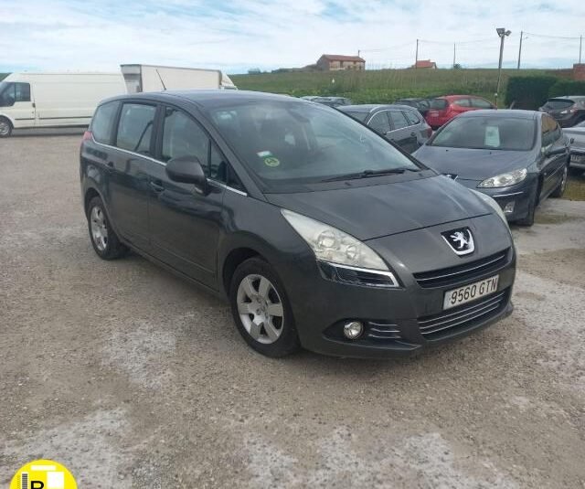 PEUGEOT – 5008 – 1.6 16V HDi 110CV Premium