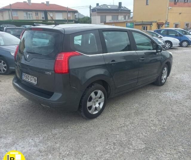 PEUGEOT – 5008 – 1.6 16V HDi 110CV Premium