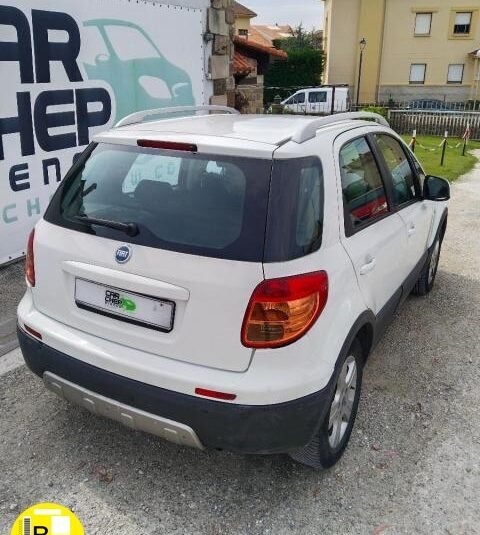 FIAT – Sedici – 1.9 JTD 8v 120 CV Dynamic 4×2