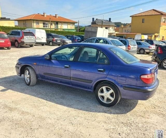 NISSAN Almera 2.2 TD Di 5 porte Comfort