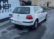 VOLKSWAGEN Golf 3p Highline 1.6 Aut.