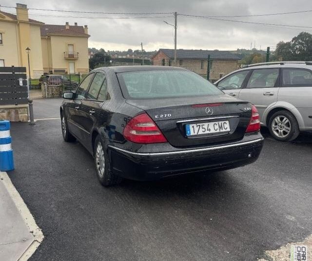 MERCEDES-BENZ Clase E 270 CDI Aut.