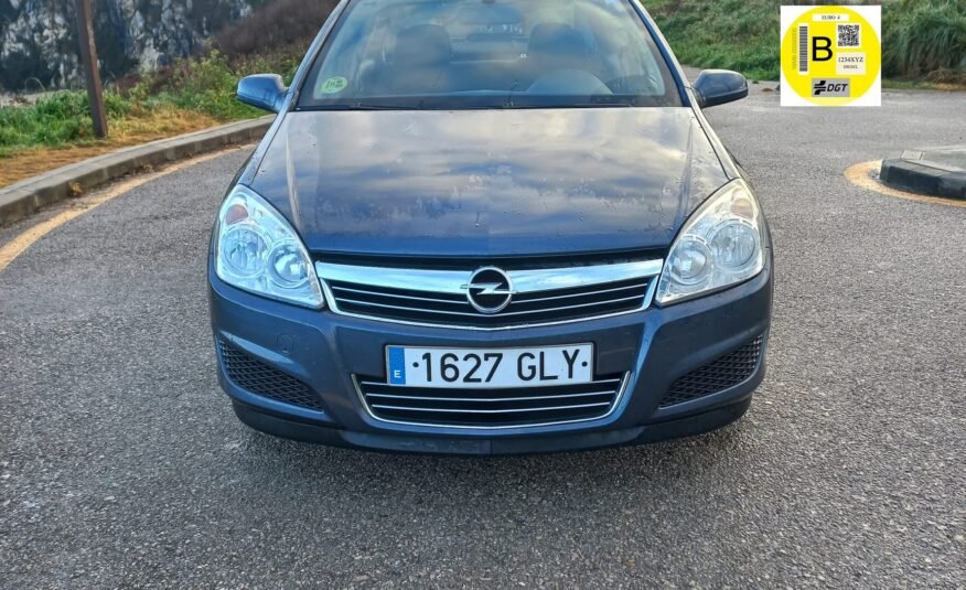 OPEL Astra 1.7 CDTi COSMO