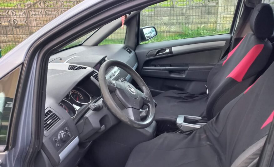 OPEL Zafira Essentia 1.9 CDTi