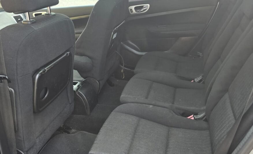 PEUGEOT 307 SW 1.6 HDi 110 FAP DSign