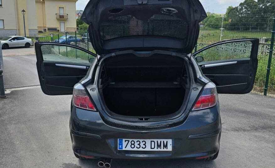 OPEL Astra GTC 1.6 16v Enjoy