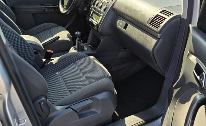 VOLKSWAGEN Touran 2.0 TDI