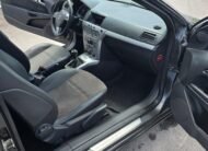 OPEL Astra GTC 1.6 16v Enjoy