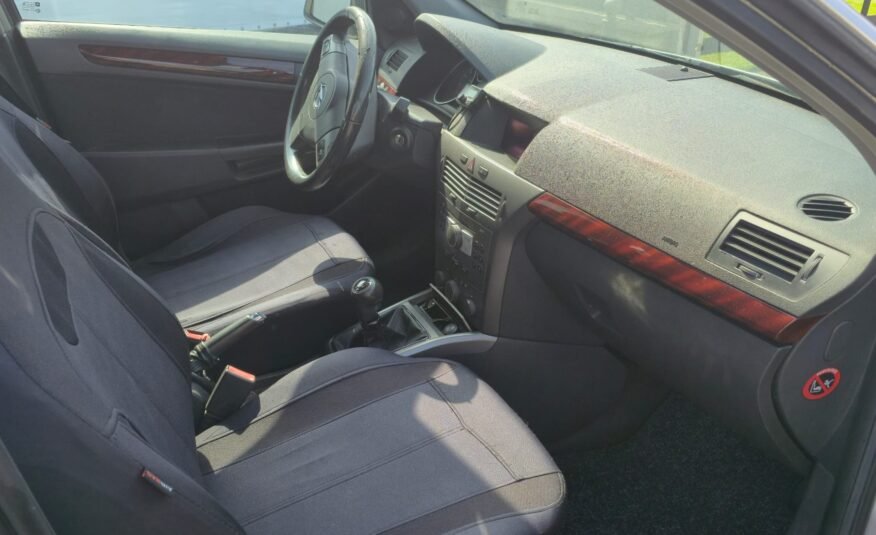 OPEL Astra 1.6 ENJOY