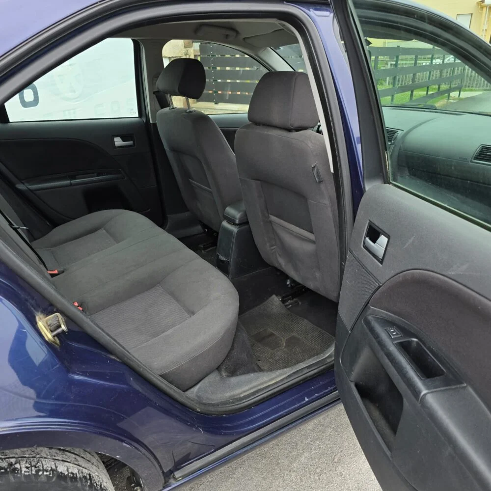 FORD MONDEO 1.8i Trend