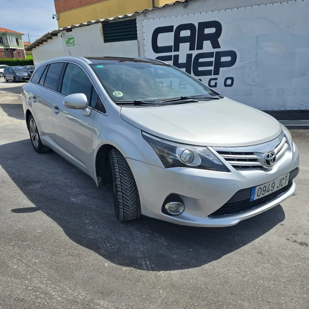 TOYOTA AVENSIS CONFORT 120D CROSS SPORT