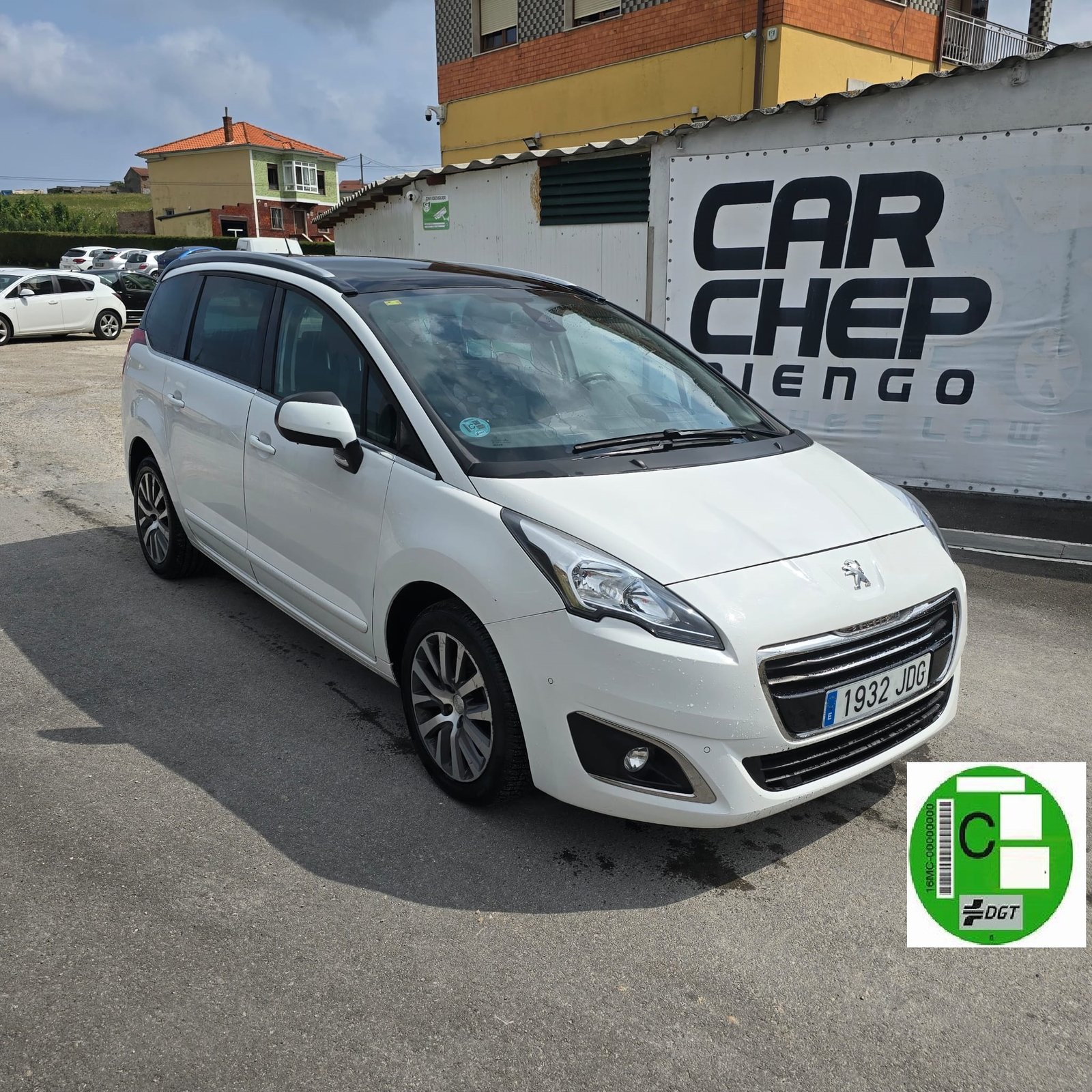 PEUGEOT 5008 1.6 THP ALLURE 16V