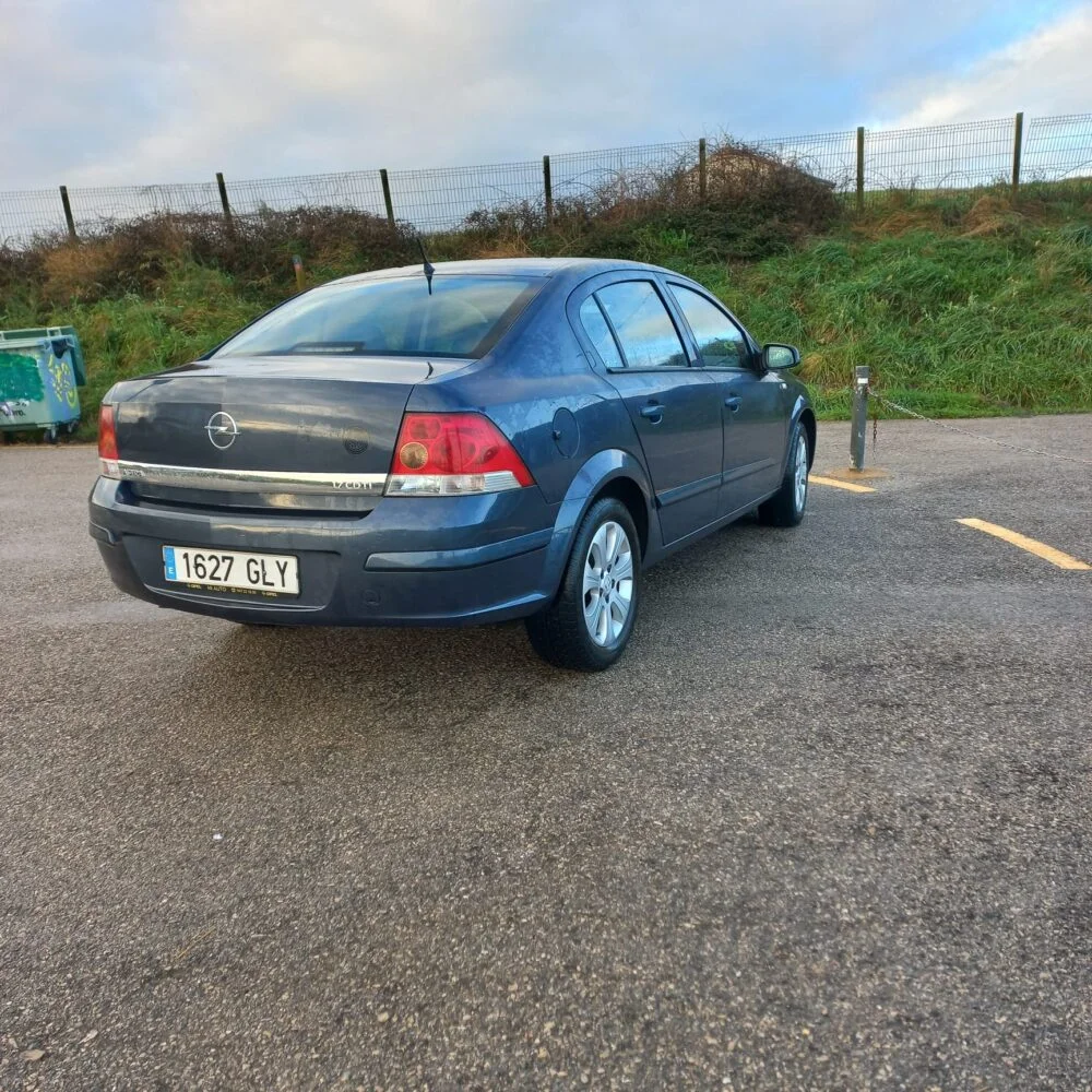 OPEL Astra 1.7 CDTi COSMO