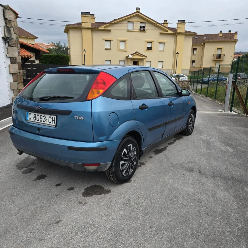 FORD FOCUS 1.8 TDi AMBIENTE