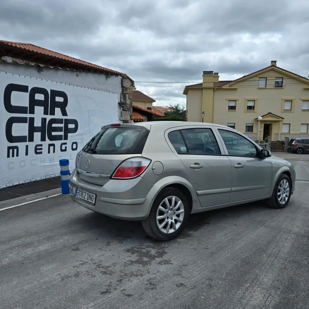 OPEL Astra 1.7 CDTi 16v Club
