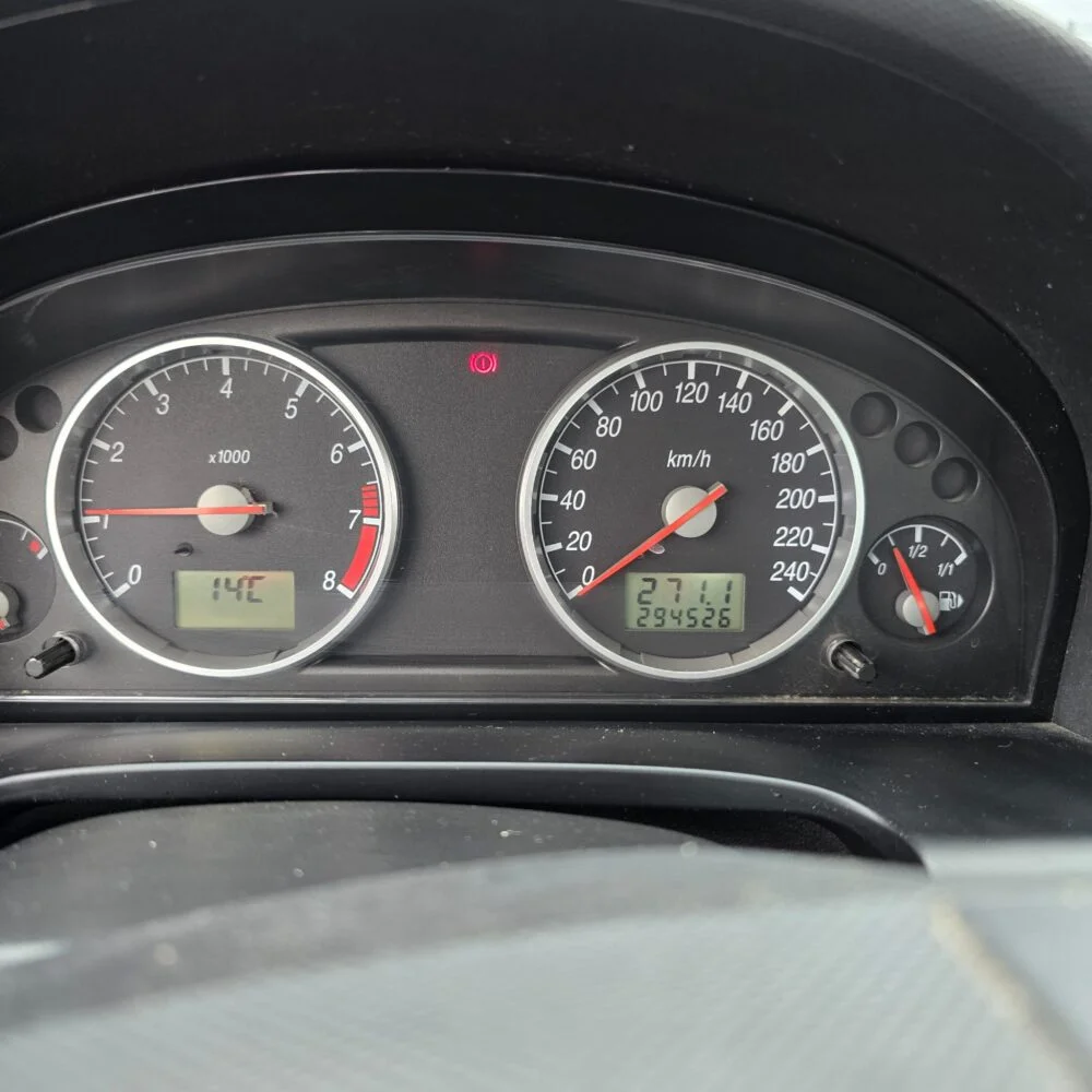 FORD MONDEO 1.8i Trend