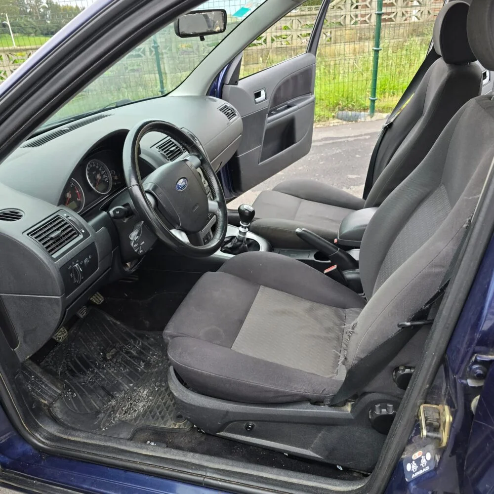 FORD MONDEO 1.8i Trend