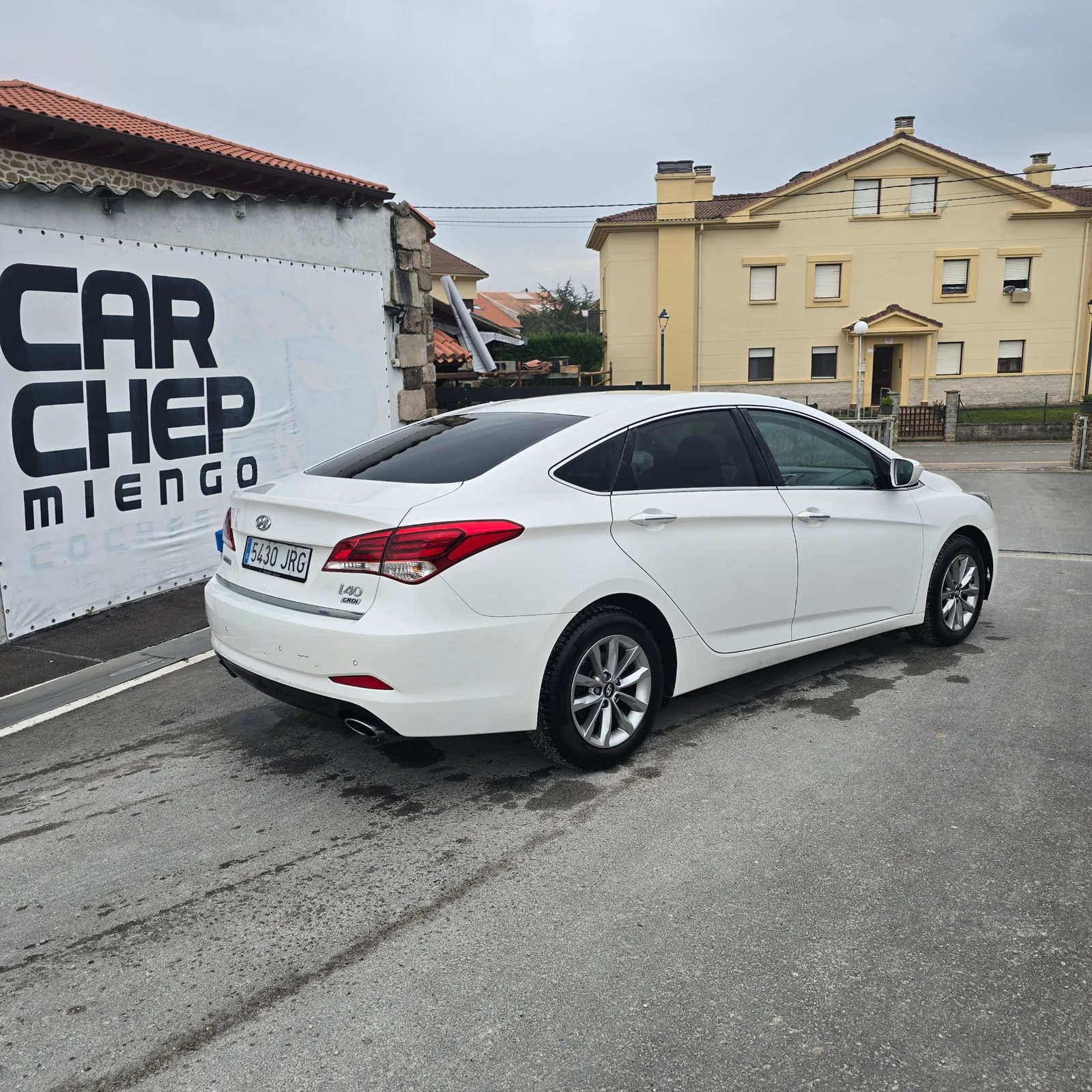 HYUNDAI i40 1.7 CRDI