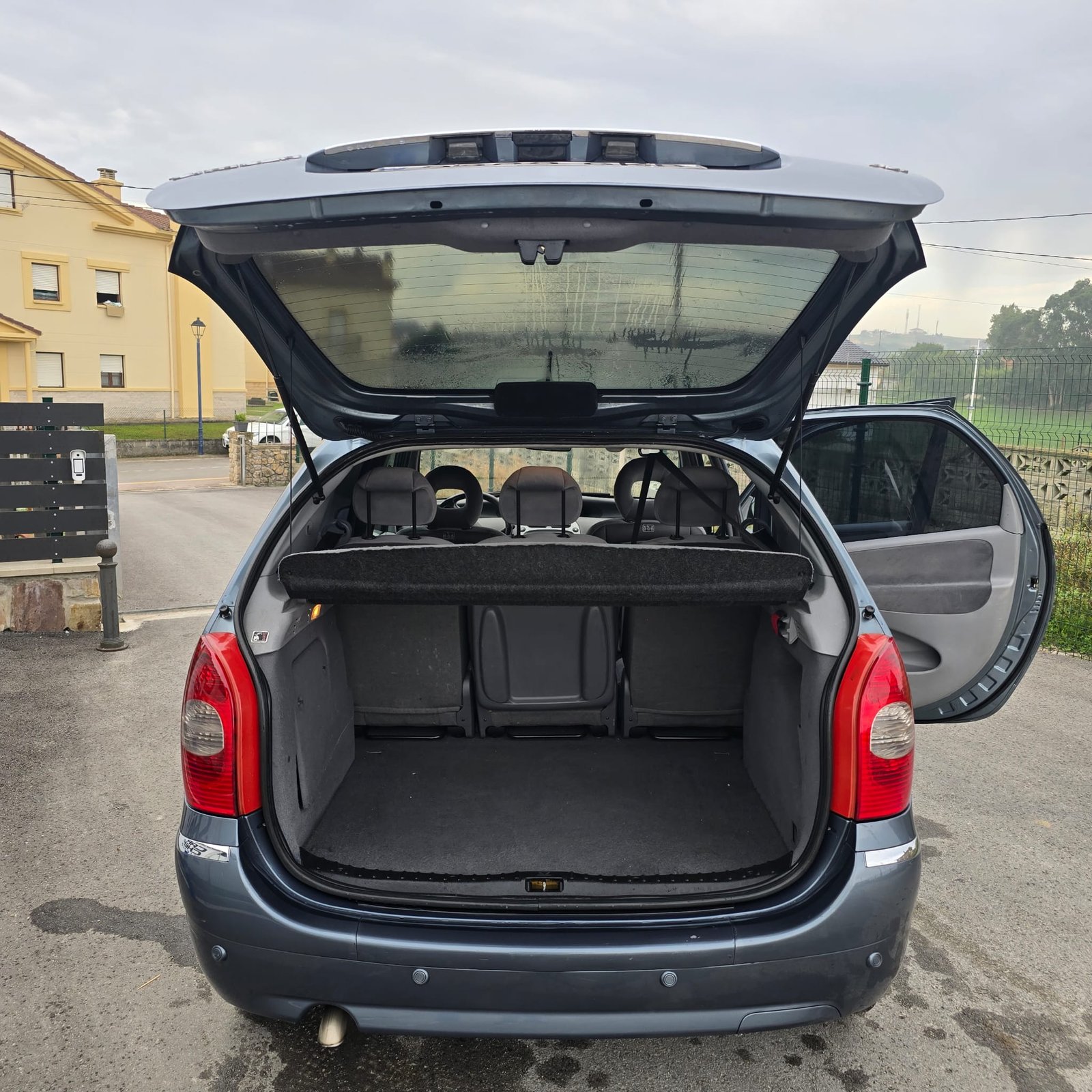 CITROEN XSARA PICASSO 1.6 HDi Exclusive