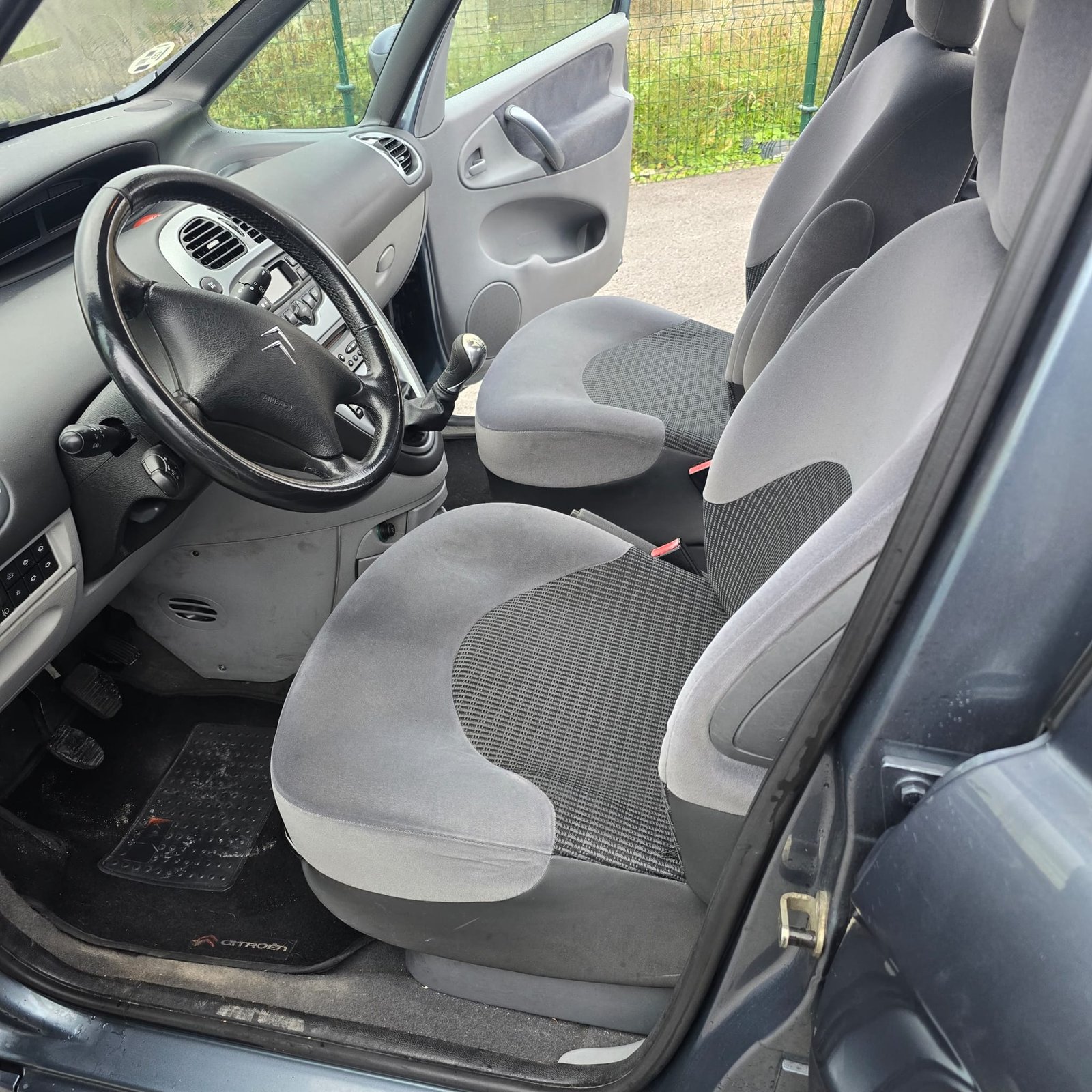 CITROEN XSARA PICASSO 1.6 HDi Exclusive