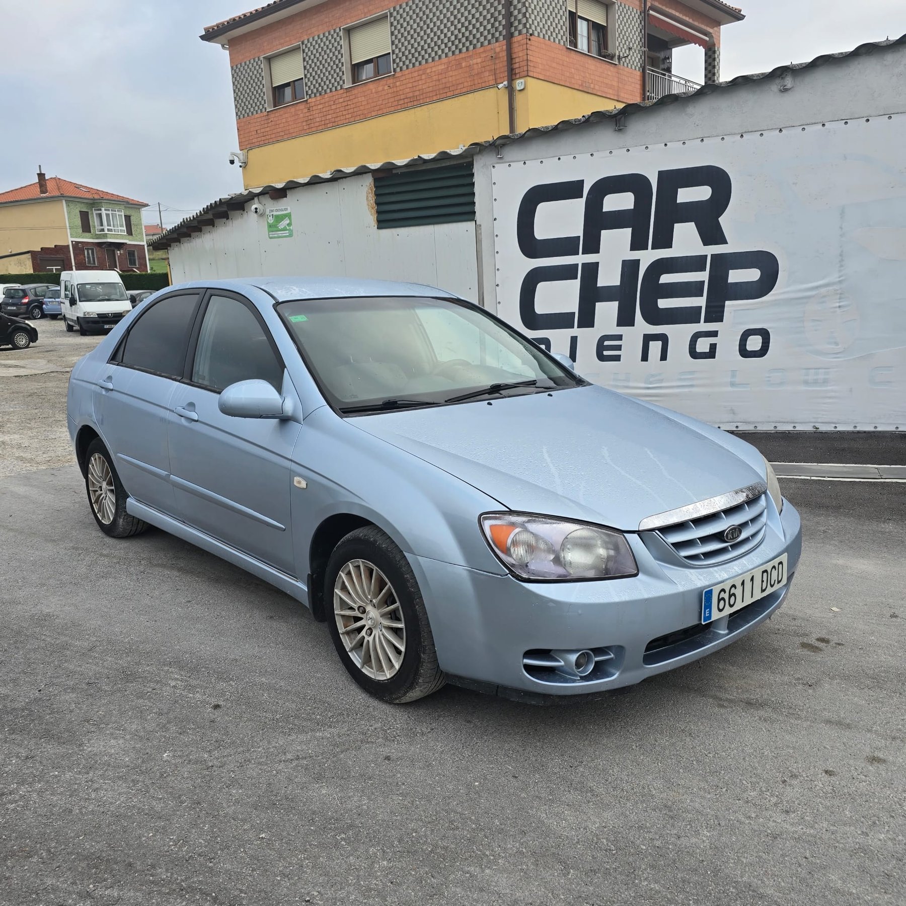 KIA CERATO 2.0 CRDi LX
