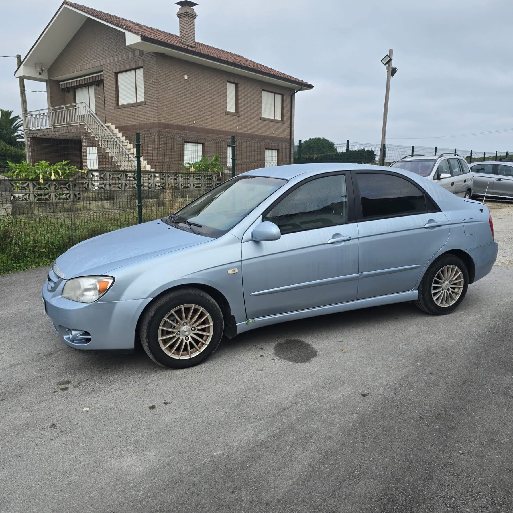 KIA CERATO 2.0 CRDi LX