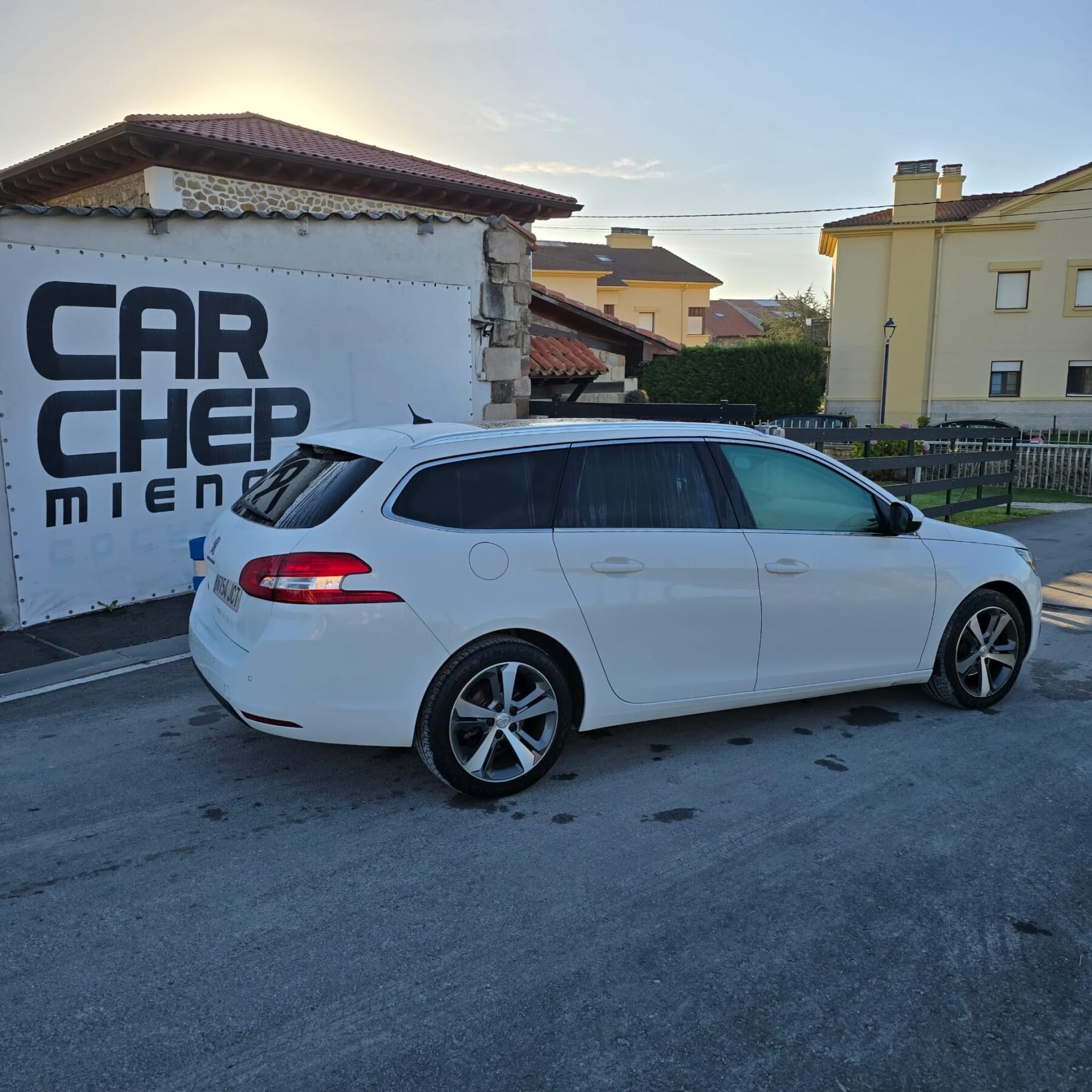 PEUGEOT 308 GT LINE 1.2 SW S&S