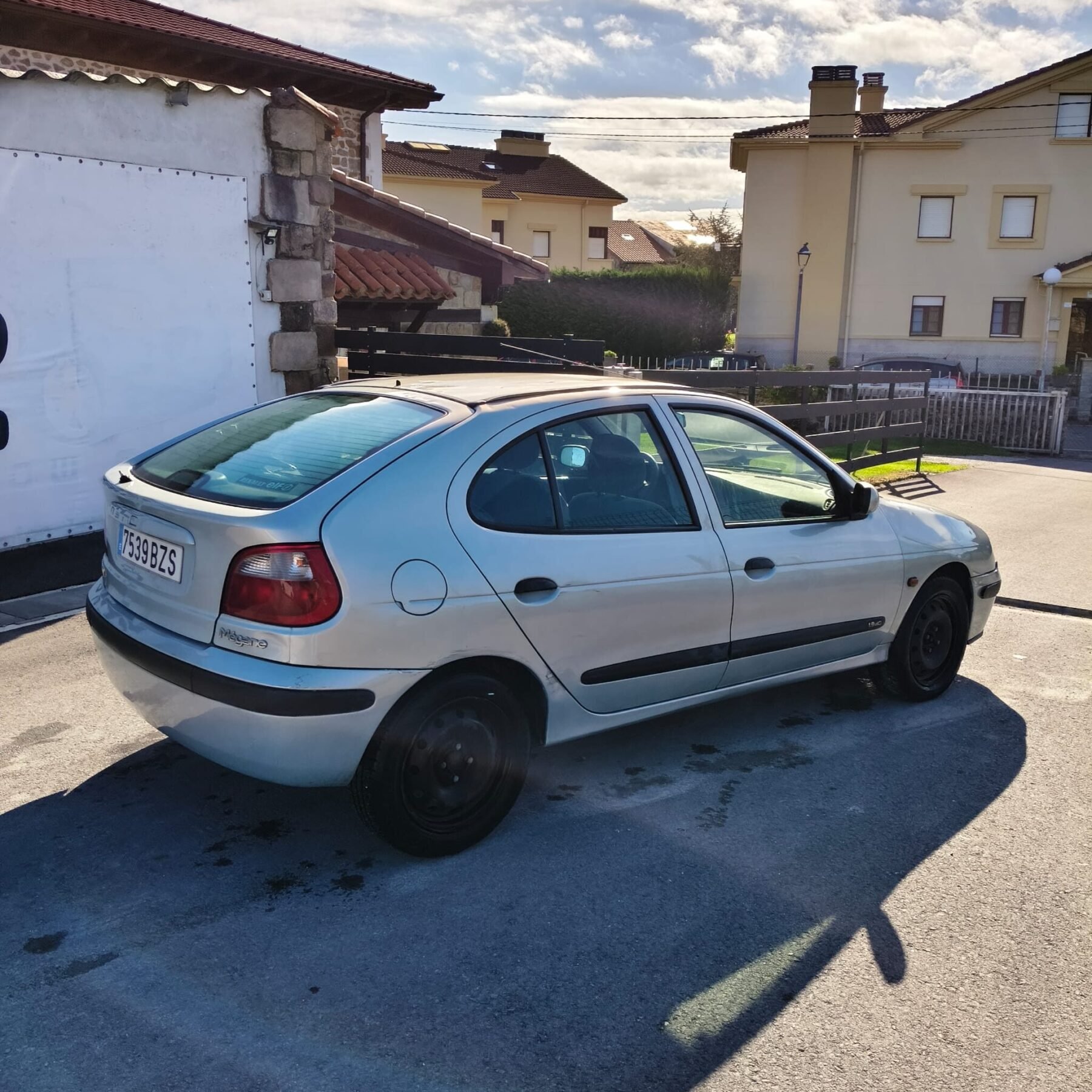 RENAULT Megane 1.9DCI