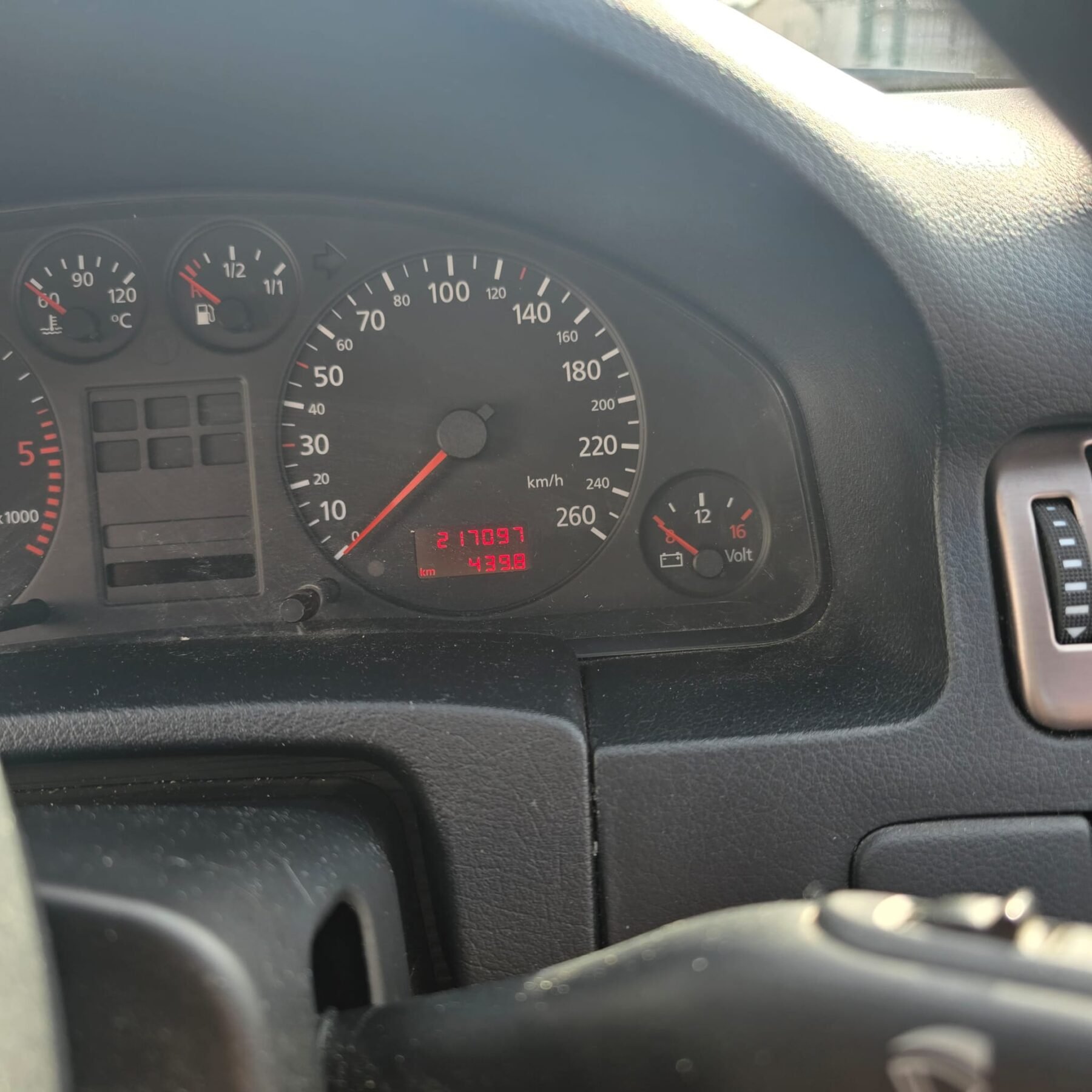 AUDI A6 2.5 TDI V6