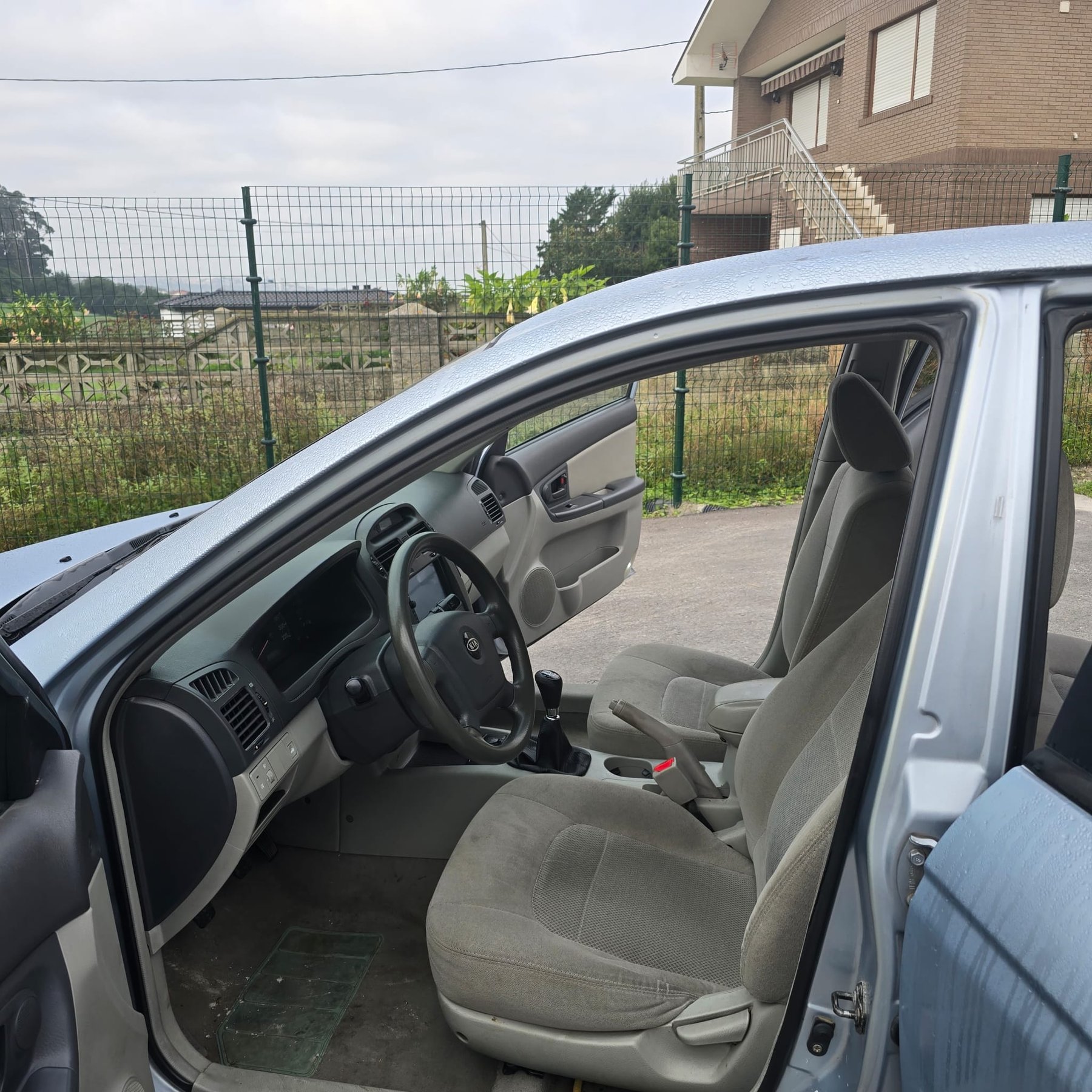 KIA CERATO 2.0 CRDi LX