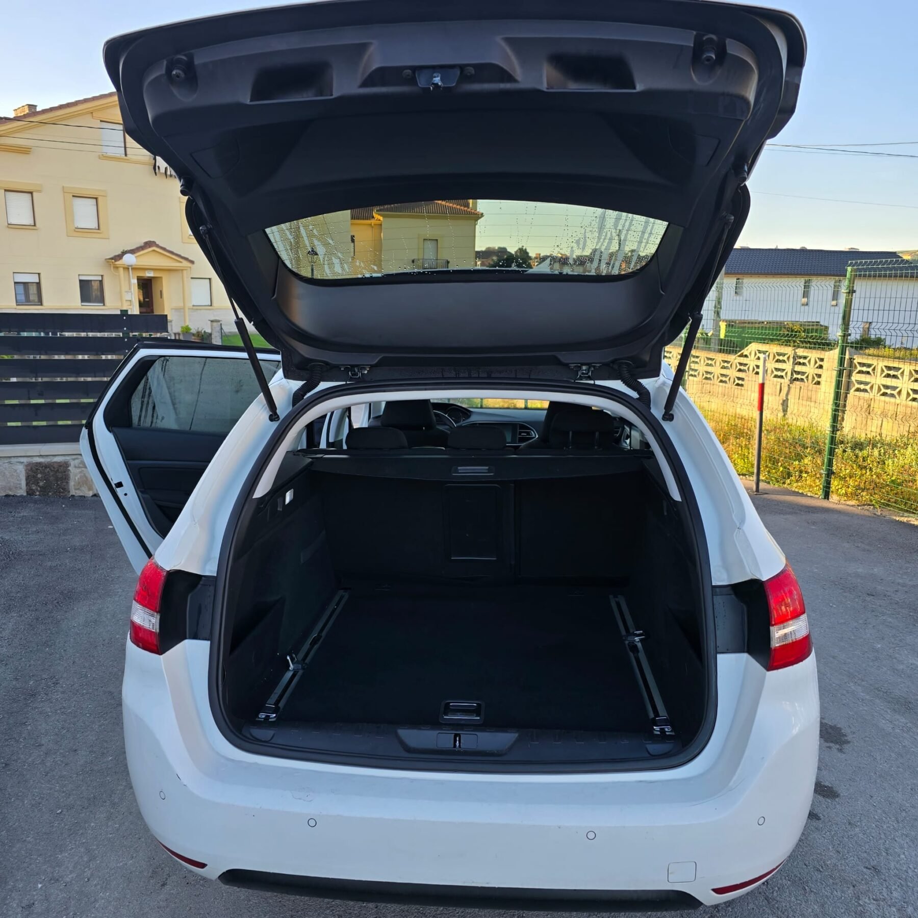 PEUGEOT 308 GT LINE 1.2 SW S&S