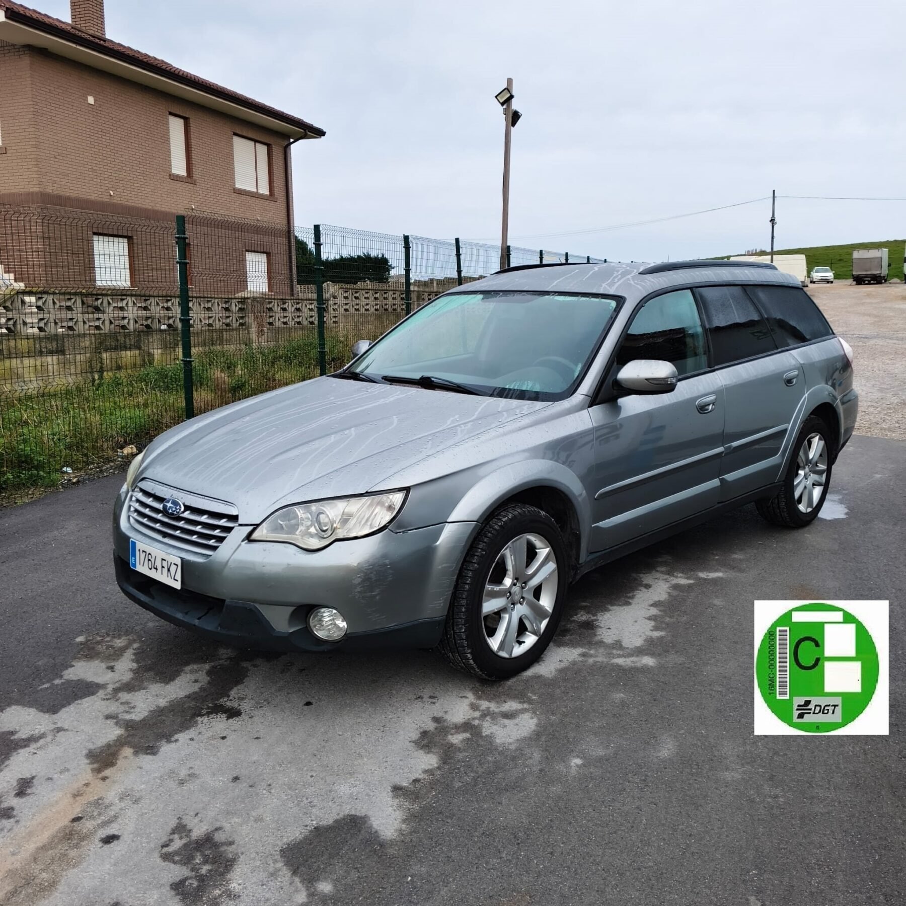 SUBARU OUTBACK 2.5i AWD
