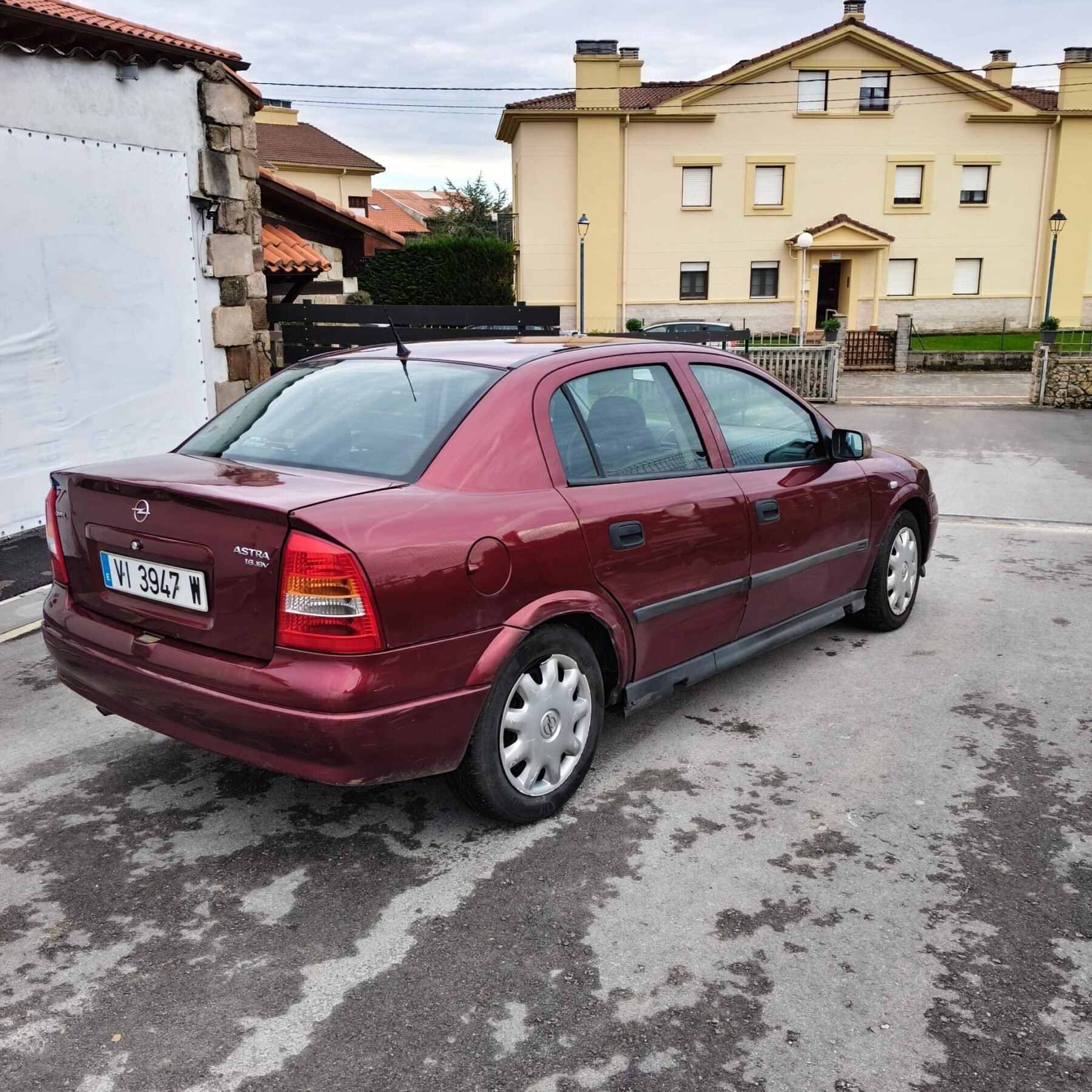 OPEL Astra 1.6 CLUB