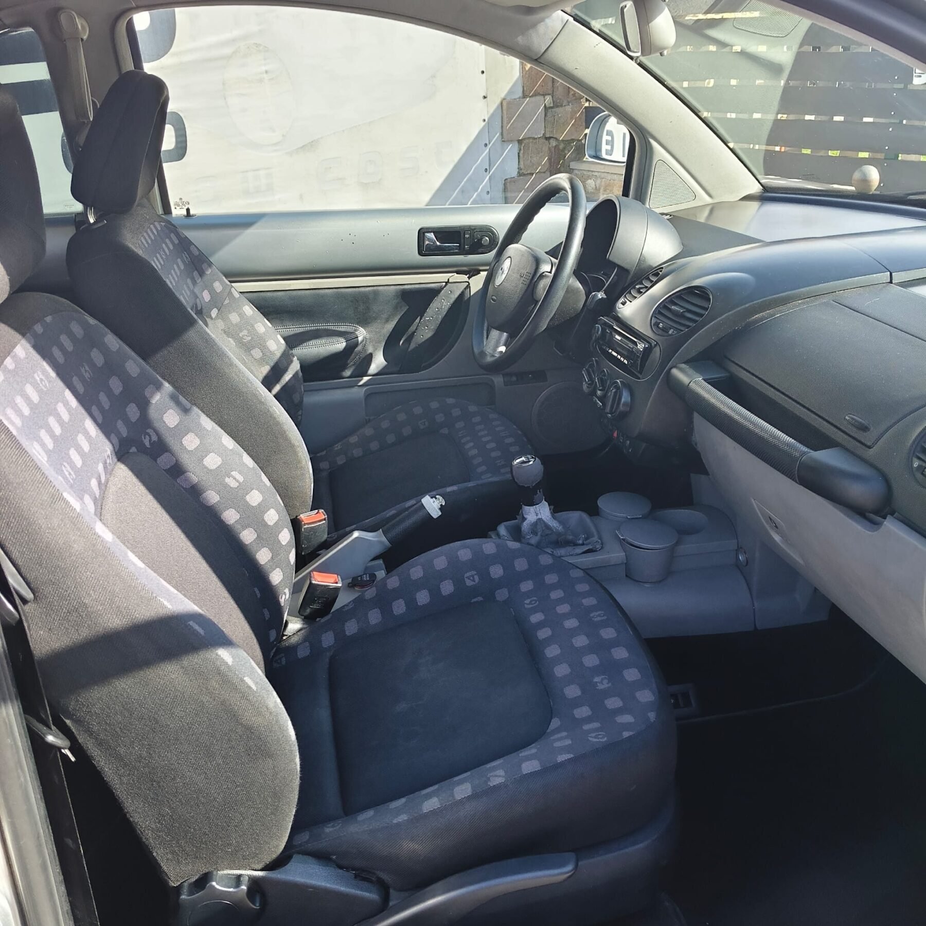 VOLKSWAGEN BEETLE 1.9 TDI