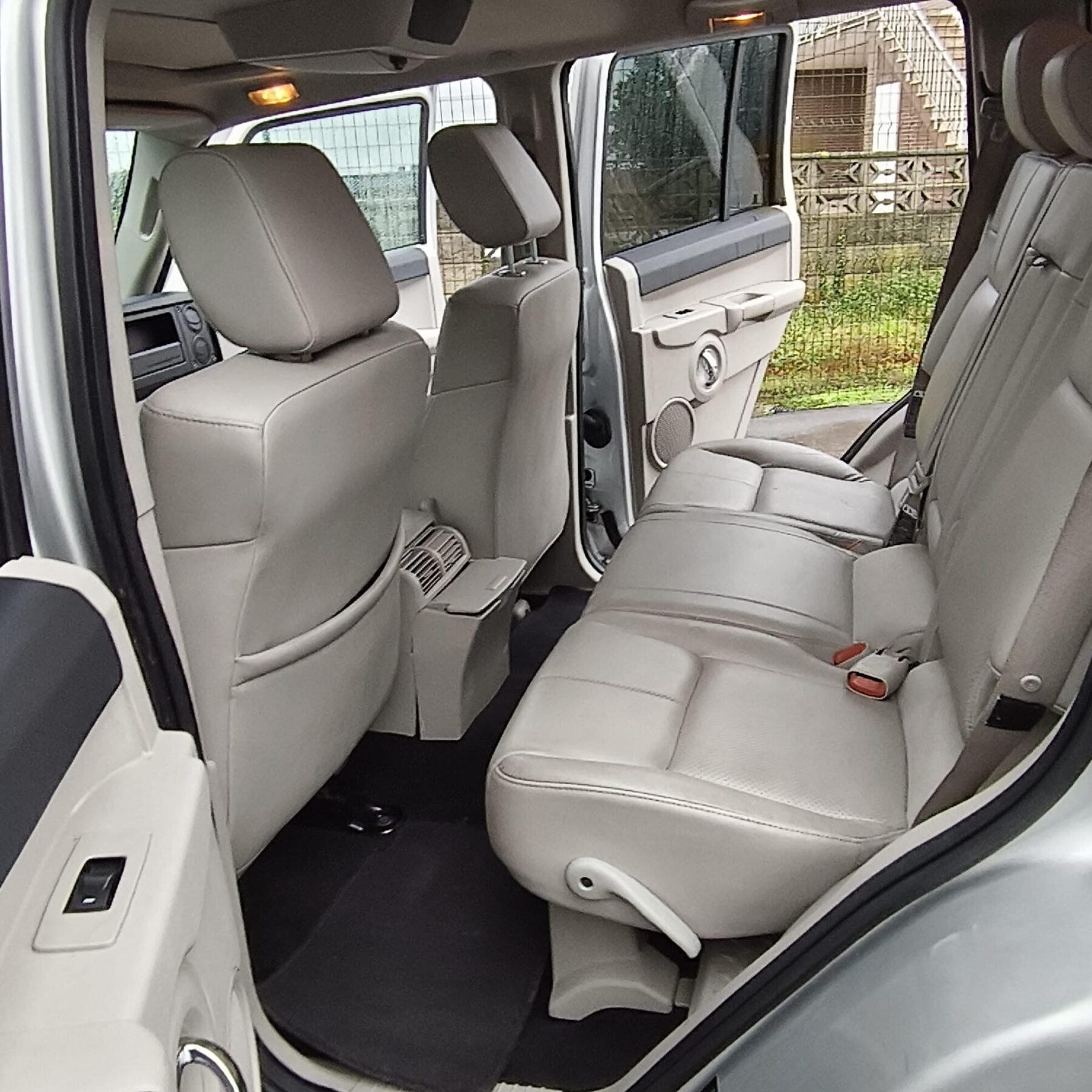 JEEP COMMANDER 3.0 V6 CRD LIMITED