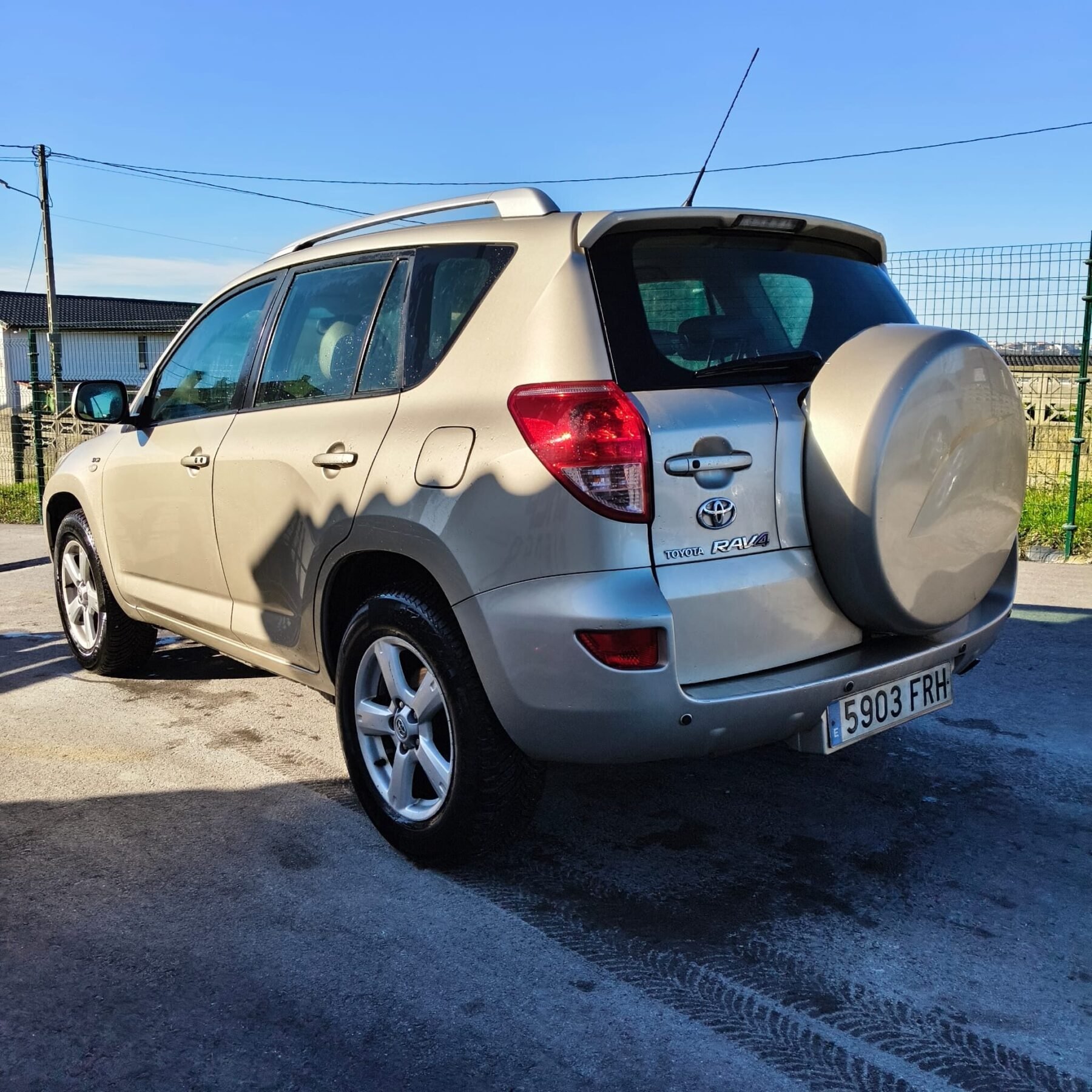 TOYOTA RAV4 2.2 D4D EXECUTIVE