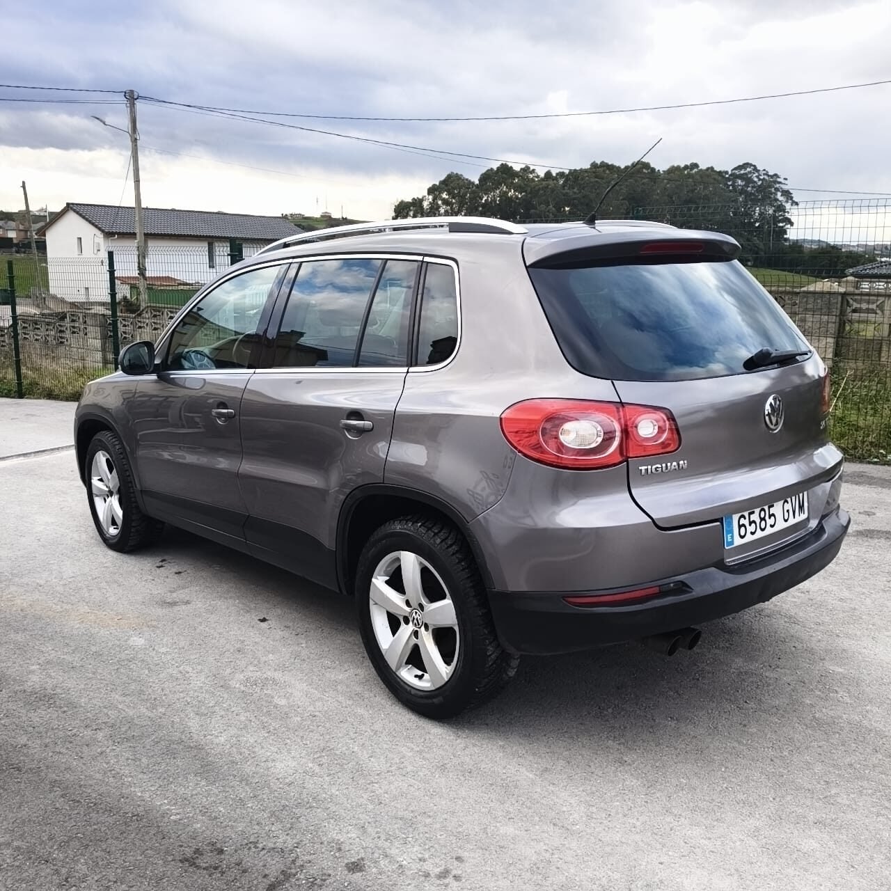 VOLKSWAGEN TIGUAN 2.0 TDI BLUE MOTION