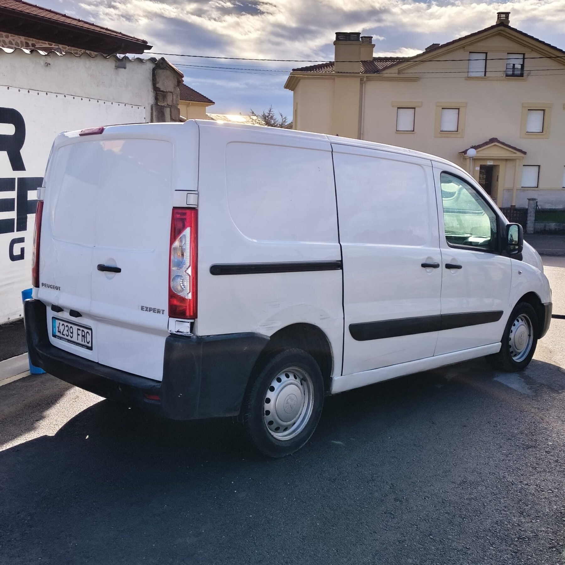 PEUGEOT EXPERT 229L2H1 2.0 HDI