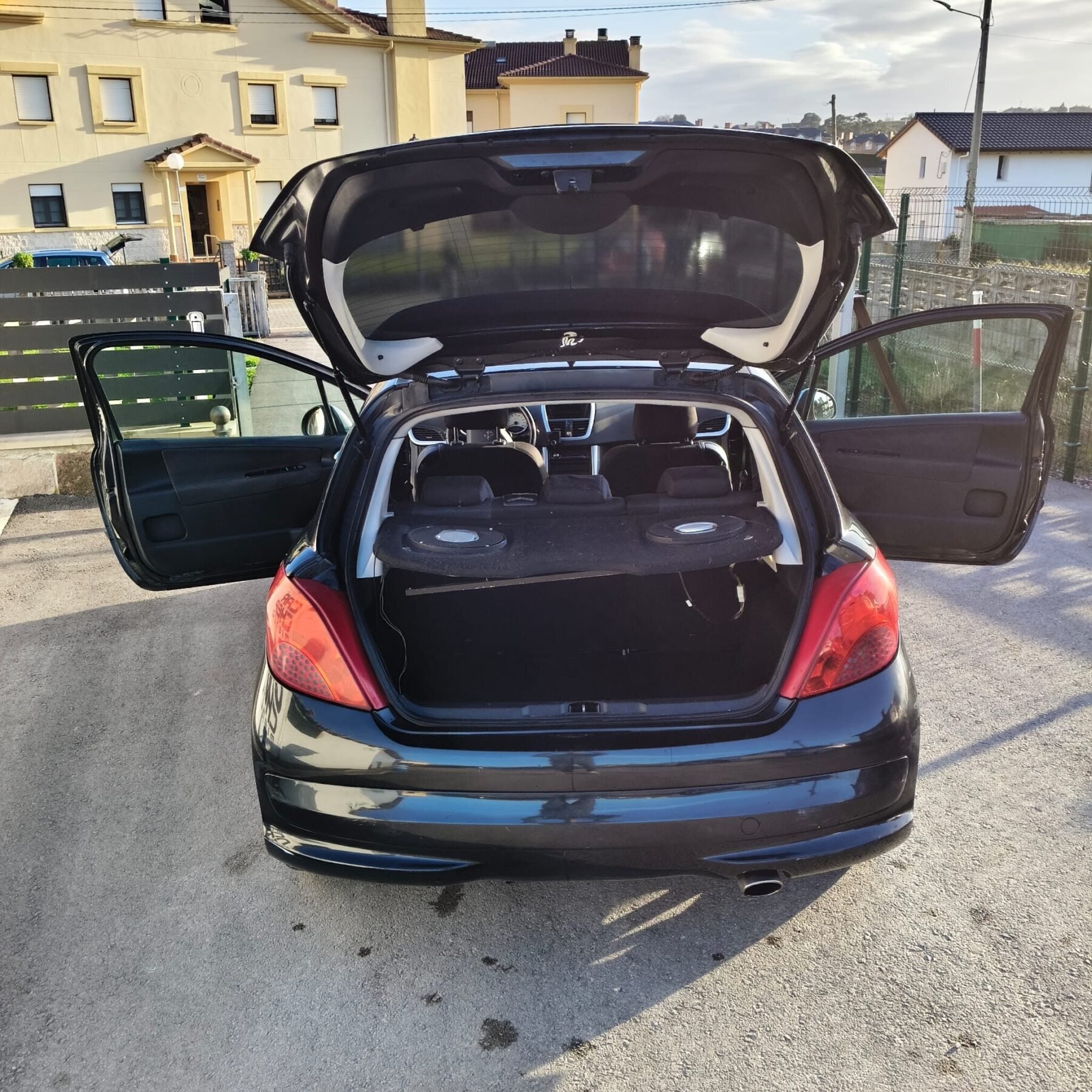 PEUGEOT 207 Sport 16 VTI 