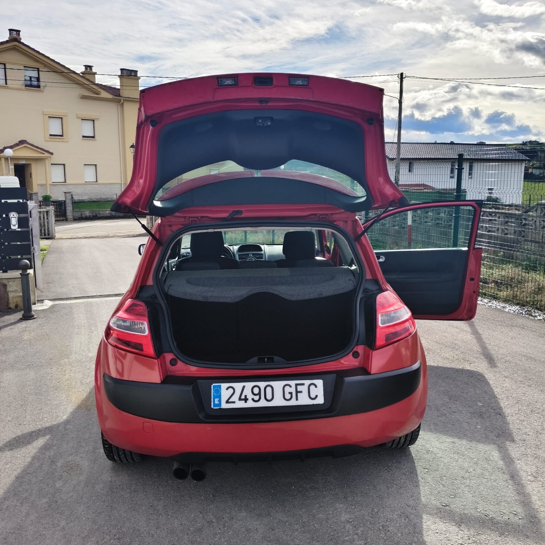 RENAULT Megane 2.0 16v