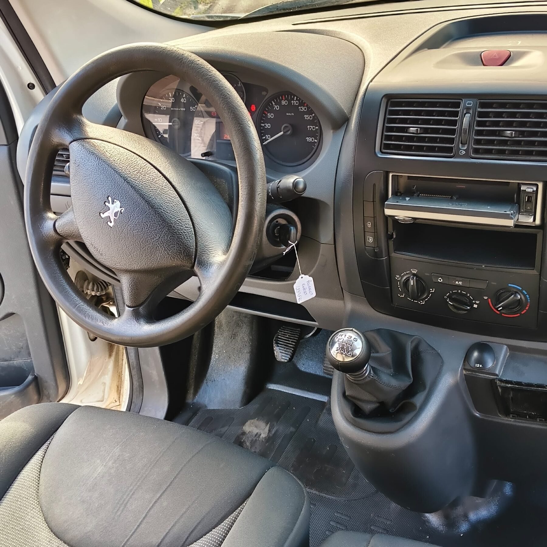 PEUGEOT EXPERT 229L2H1 2.0 HDI