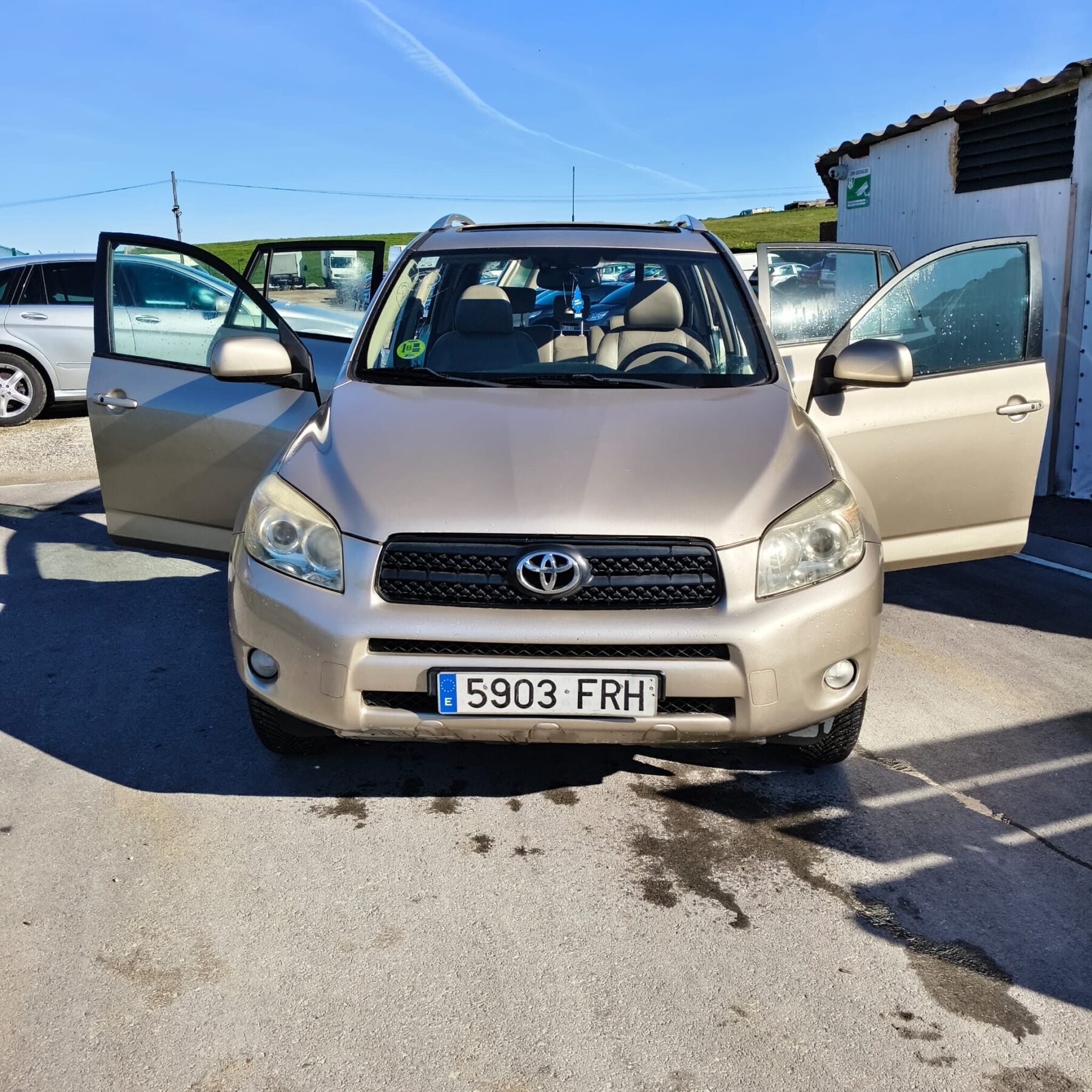 TOYOTA RAV4 2.2 D4D EXECUTIVE