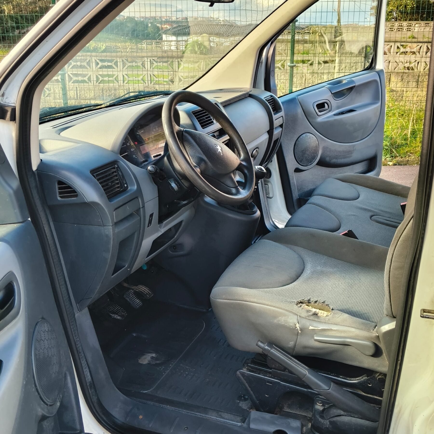 PEUGEOT EXPERT 229L2H1 2.0 HDI