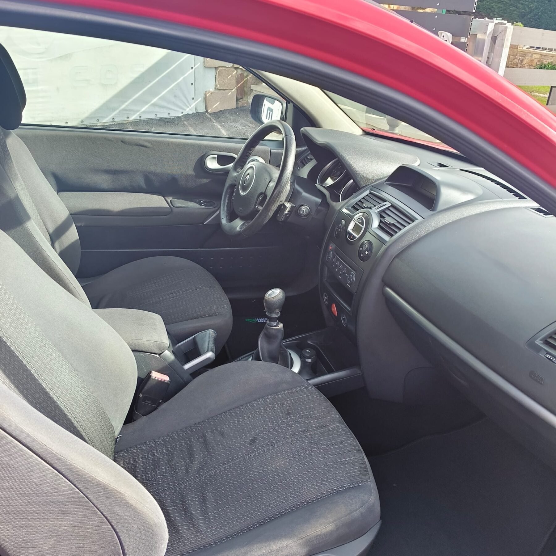 RENAULT Megane 2.0 16v