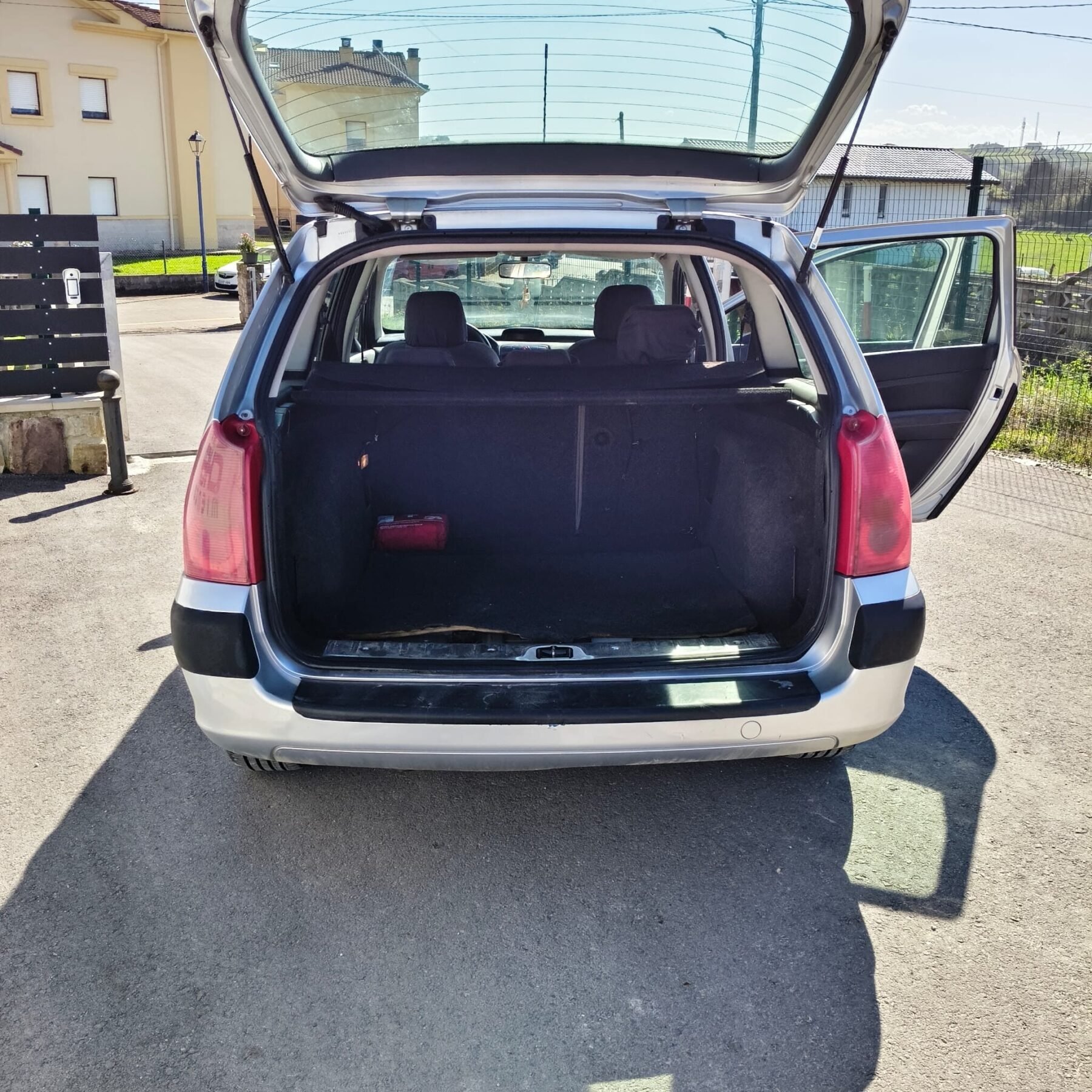 PEUGEOT 307 2.0 HDI XT BREAK