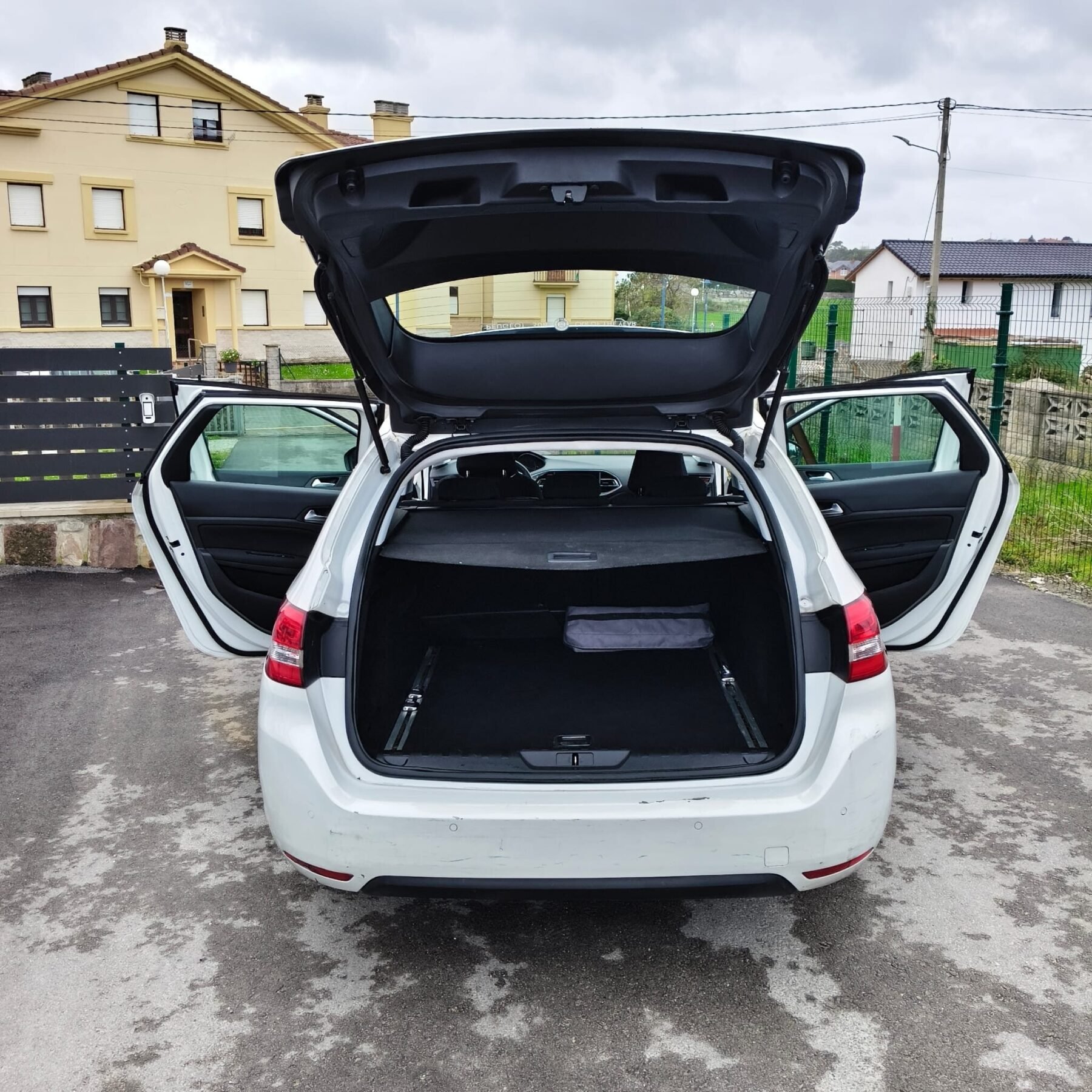 PEUGEOT 308 SW 1.6 BLUEHDI S&S