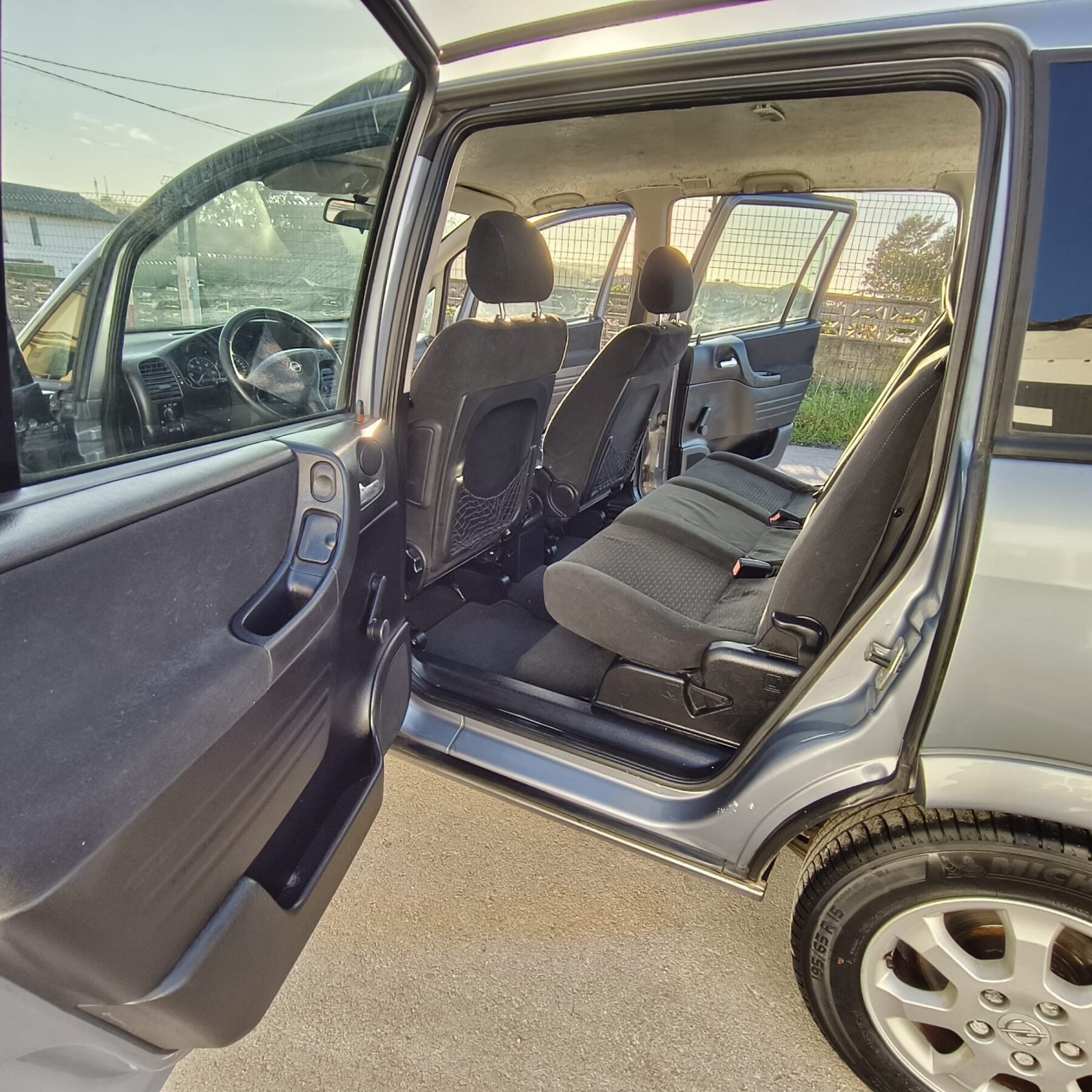 OPEL Zafira OPEL Zafira 2.0 Dti 16v Club