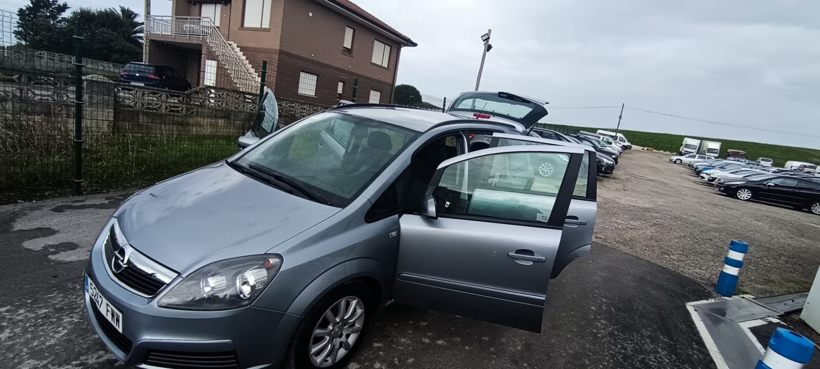 OPEL Zafira OPEL Zafira Cosmo 1.9 CDTi 8v 120