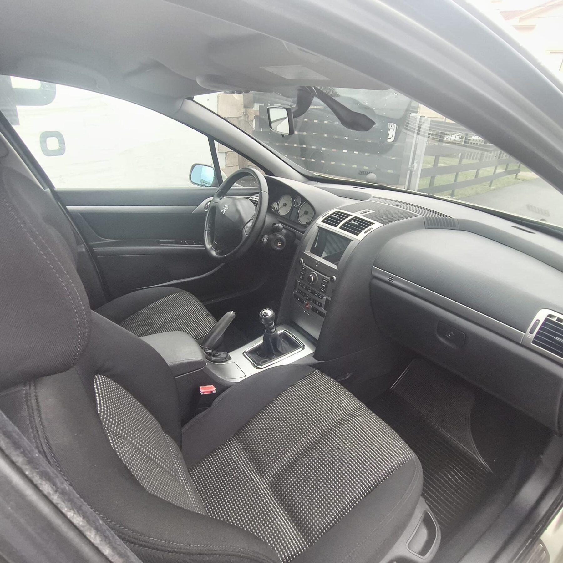 PEUGEOT 407 PEUGEOT 407 Sport HDI 136